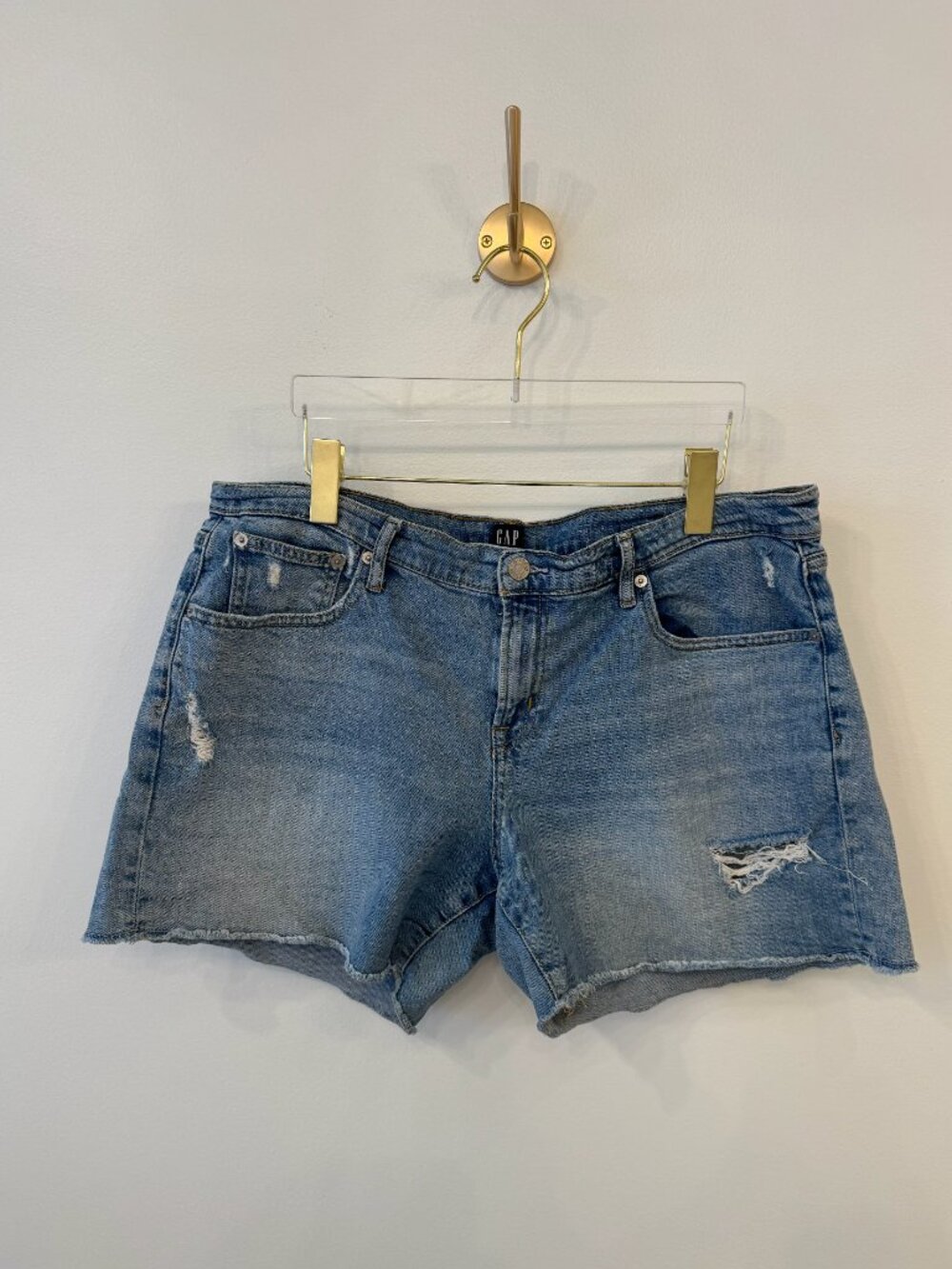 GAP Women's Blue Slightly Distressed Jean Shorts